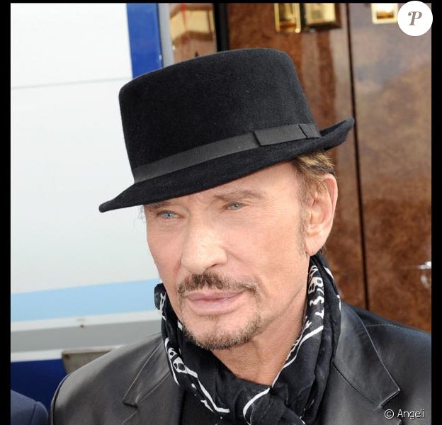 Video Decouvrez Le Nouveau Clip De Johnny Hallyday Ca Ne Finira Jamais Purepeople