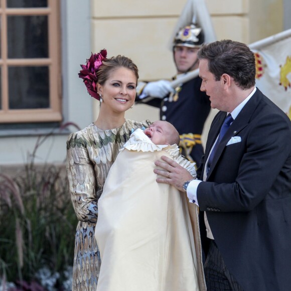 La princesse Madeleine de Suède et son mari Christopher O'Neill lors du baptême de leur fils le prince Nicolas de Suède à Stockholm, le 11 octobre 2015