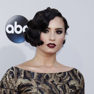 Demi Lovato - 43ème cérémonie annuelle des "American music awards" à Los Angeles le 23 novembre 2015.