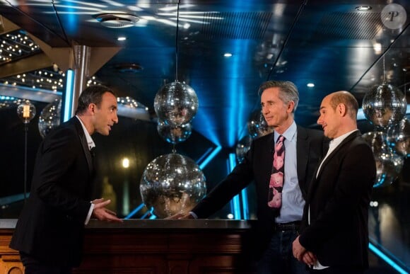 Exclusif - Nikos Aliagas, Thierry Lhermitte et Bernard Campan, sur le bateau Jean Bruel à Paris pour le tournage de l'émission Toute la musique qu'on aime diffusée le 31 décembre 2015 au soir dès 00h30 sur TF1. © Cyril Moreau