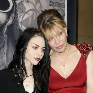 Courtney Love et sa fille Frances Bean Cobain - Première du film "Kurt Cobain: Montage of Heck" à Hollywood. Le 21 avril 2015.