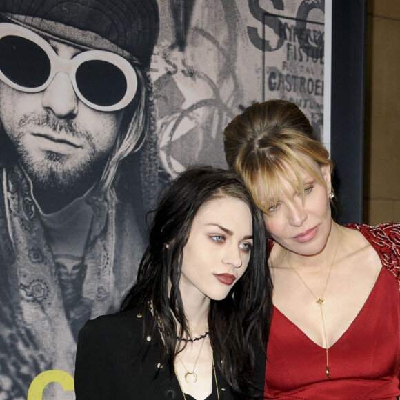 Courtney Love et sa fille Frances Bean Cobain - Première du film "Kurt Cobain: Montage of Heck" à Hollywood. Le 21 avril 2015.