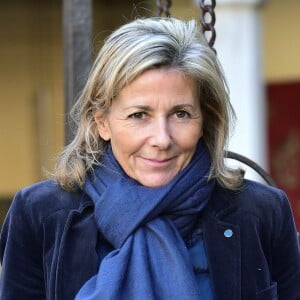 Claire Chazal - La 155e vente des vins des Hospices de Beaune, le 15 novembre 2015. Le record a été battu pour la pièce de charité, vendue à 480 000 euros selon la maison d'enchères Christie's, au profit notamment des victimes des attentats de Paris. Le total des ventes a progressé d'un million d'euros en 45 minutes pour s'établir à 10,145 millions d'euros. © Giancarlo Gorassini/Bestimage