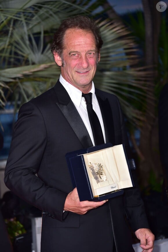 Vincent Lindon (prix d'interprétation masculine pour le film "La Loi du Marché") - Photocall de la remise des palmes du 68e Festival du film de Cannes le 24 mai 2014.