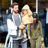 Kourtney Kardashian et Scott Disick bravent le mauvais temps pour accompagner Mason et Penelope chez Color Me Mine, à Los Angeles, le 6 janvier 2015