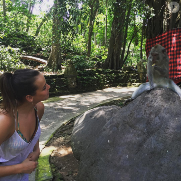 Pauline Ducruet se sociabilise avec les singes, photo Instagram de ses vacances, le 8 janvier 2016.