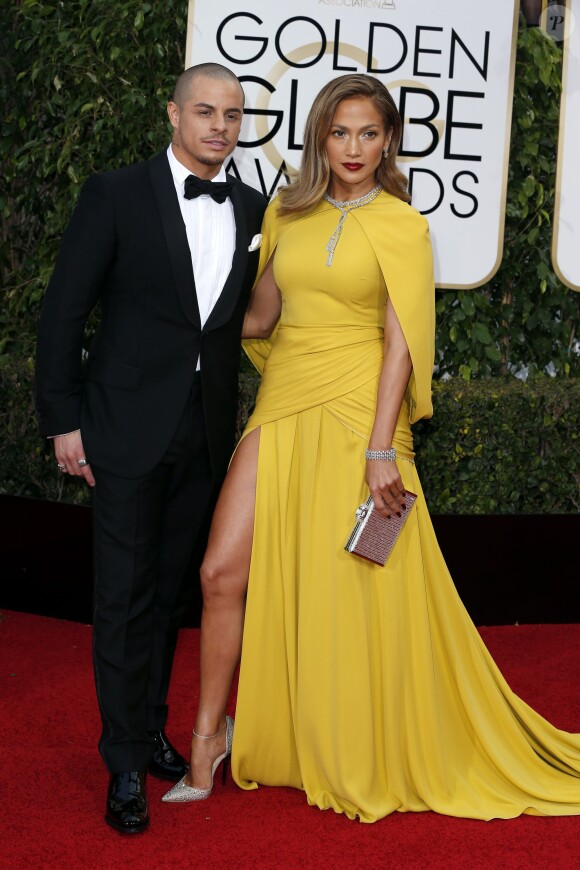 Jennifer Lopez et son compagnon Casper Smart - La 73ème cérémonie annuelle des Golden Globe Awards à Beverly Hills, le 10 janvier 2016. © Olivier Borde/Bestimage