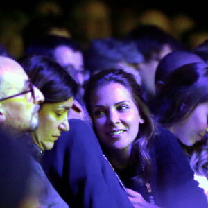 Jamel Debbouze et sa femme Mélissa Theuriau assistent à la soirée d'ouverture du 19ème Festival International du film de Comédie de l'Alpe d'Huez le 13 janvier 2016. © Dominique Jacovides/Bestimage