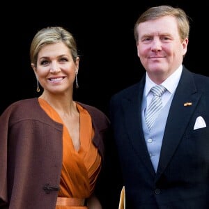 La reine Maxima et le roi Willem-Alexander des Pays-Bas lors de la réception du nouvel an pour le corps diplomatique au Palais à Amsterdam aux Pays-Bas le 13 janvier 2016.