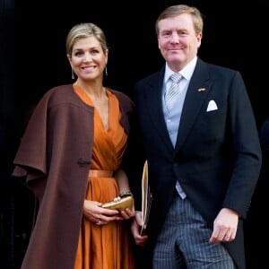 La reine Maxima et le roi Willem-Alexander des Pays-Bas lors de la réception du nouvel an pour le corps diplomatique au Palais à Amsterdam aux Pays-Bas le 13 janvier 2016.