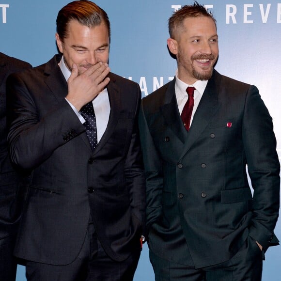 Leonardo DiCaprio et Tom Hardy à la première du film "The Revenant" à Londres le 14 janvier 2016.