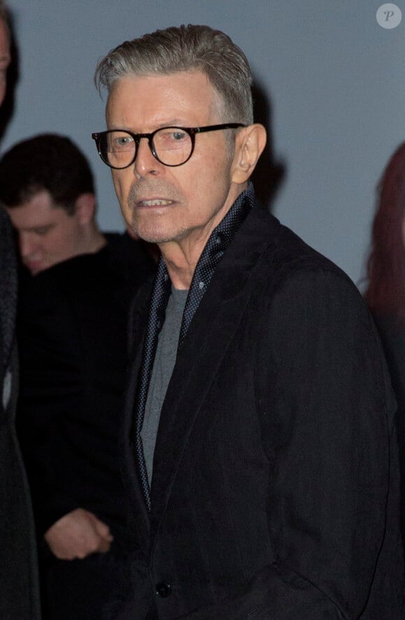 David Bowie arrive au théatre Workshop à New York le 7 décembre 2015.
