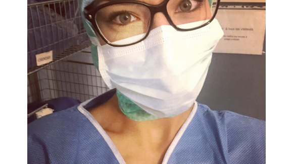 Marine Lorphelin : Son selfie en direct du bloc opératoire séduit