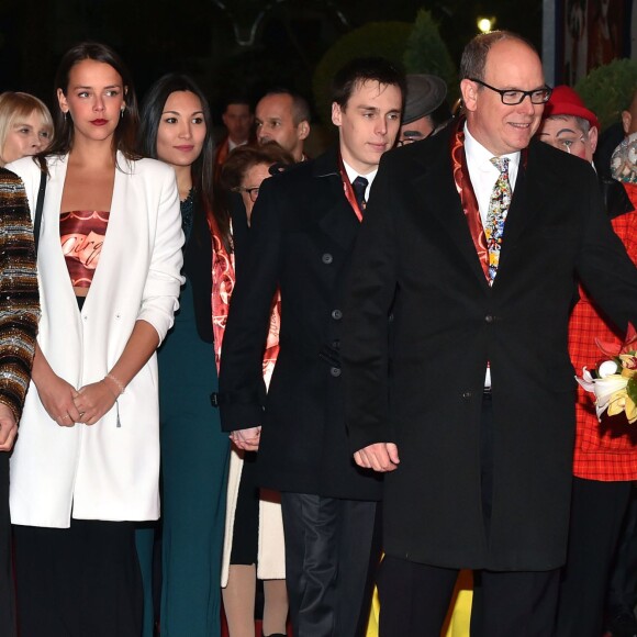 Pauline Ducruet, Louis Ducruet avec sa compagne Marie et le prince Albert II de Monaco arrivent au chapiteau de Fontvieille pour assister au Golden Gala Show du 40e Festival International du Cirque de Monte Carlo, le 19 janvier 2016. © Bruno Bébert/Bestimage