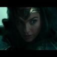 Gal Gadot dans les premières images de Wonder Woman (capture d'écran CW)