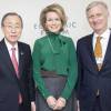 La reine Mathilde et le roi Philippe de Belgique ont rencontré le secrétaire général de l'Organisation des Nations unies Ban Ki-moon le 21 janvier 2016 lors de la 46e édition du Forum économique mondial de Davos.