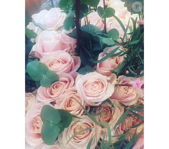 Emma Bunton fête ses 40 ans, le 21 janvier 2016. Geri Halliwell lui a offert un bouquet de 40 roses. Photo publiée sur Instagram.