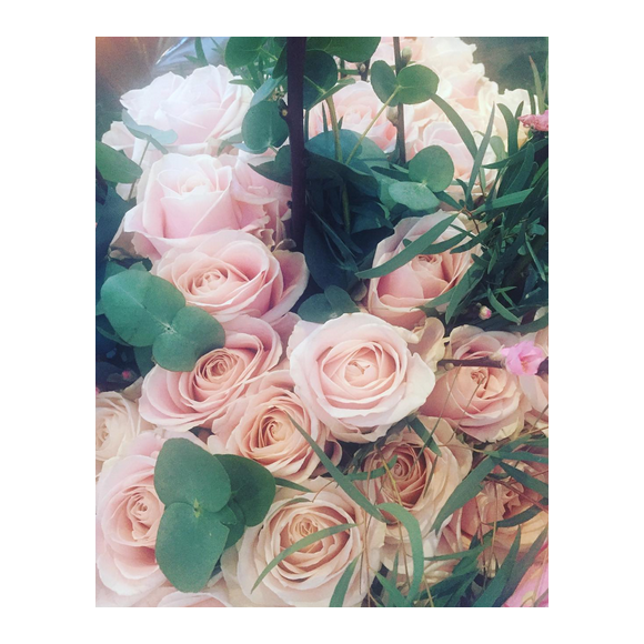 Emma Bunton fête ses 40 ans, le 21 janvier 2016. Geri Halliwell lui a offert un bouquet de 40 roses. Photo publiée sur Instagram.