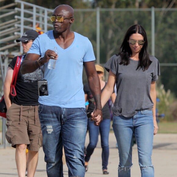 Heidi Klum et Seal se retrouvent pour soutenir leur fils Johan au Football à Los Angeles le 24 octobre 2015. La famille est réuni au grand complet pour soutenir le petit sportif. Leni, Henry et Lou sont aussi de la partie.