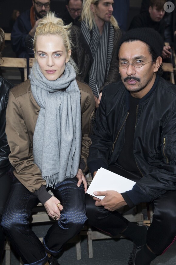 Aymeline Valade et le créateur Haider Ackermann - Défilé Lanvin (collection homme automne/hiver 2016-2017) au Paris Events Center. Paris, le 23 janvier 2016.