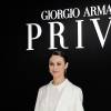 Olga Kurylenko assiste au défilé Giorgio Armani Privé (collection haute couture printemps-été 2016) au Palais de Tokyo. Paris, le 26 janvier 2016.