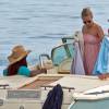 Exclusif - James Blunt et sa femme Sophia Wellesley en vacances sur un bateau avec des amis à ibiza en Espagne le 4 mai 2015.
