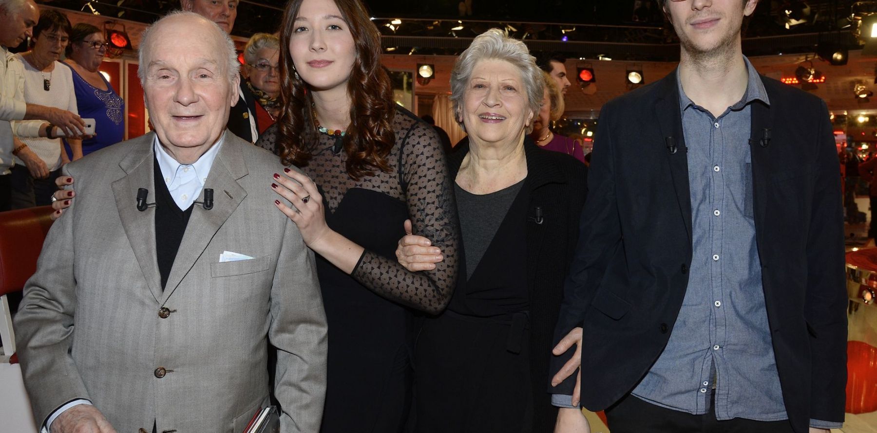 Michel Bouquet Est Il Le Pere De Carole Bouquet Michel Bouquet entouré de son épouse et ses petits-enfants : Fierté et  émotion ! - Purepeople