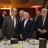 Francois Hollande, Alain Terzian et Charles Aznavour - Dîner du Conseil de Coordination des Organisations Arméniennes de France, à l'hôtel du Collectionneur, à Paris, le 28 janvier 2016