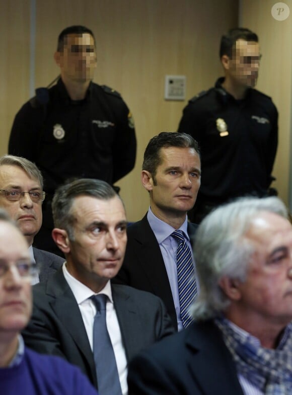 Iñaki Urdangarin, mari de l'infante Cristina d'Espagne, au tribunal de Palma de Majorque lors de l'audience des questions préliminaires du procès Noos, le 11 janvier 2016.