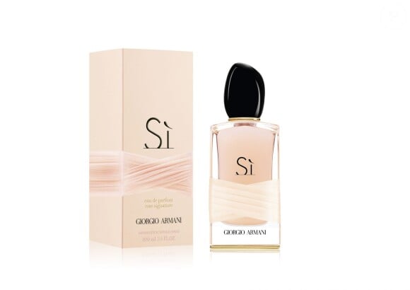 Giorgio Armani lance une nouvelle version de son parfum Si (variante du parfum crée en 2013) nommé Si Rose Signature.