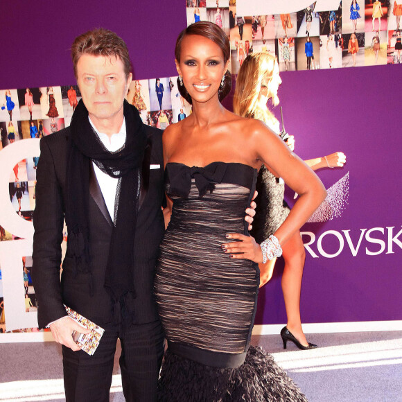 Archives - David Bowie et sa femme Iman aux CFDA Fashion Awards à New York le 7 juin 2010.