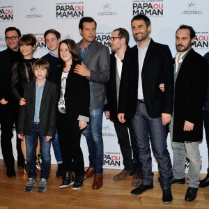 Marina Fois, Laurent Lafitte et le reste de l'équipe du film à la première de Papa ou Maman à Paris, le 26 janvier 2015.