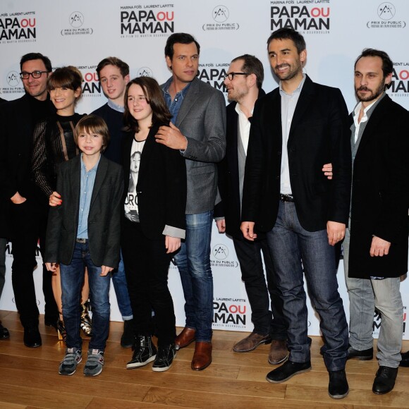 Marina Fois, Laurent Lafitte et le reste de l'équipe du film à la première de Papa ou Maman à Paris, le 26 janvier 2015.