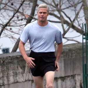 Exclusif - L'acteur Brad Pitt sur le tournage de "War Machine" à Paris. Le 31 janvier 2016.