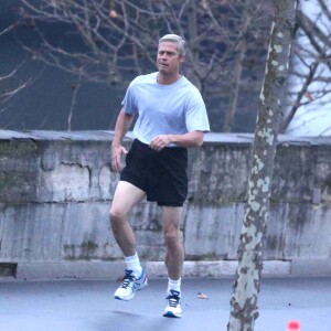 Exclusif - L'acteur Brad Pitt sur le tournage de "War Machine" à Paris. Le 31 janvier 2016.