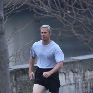Exclusif - L'acteur Brad Pitt sur le tournage de "War Machine" à Paris. Le 31 janvier 2016.