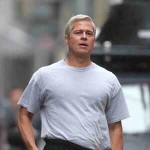 Exclusif - L'acteur Brad Pitt sur le tournage de "War Machine" à Paris. Le 31 janvier 2016.