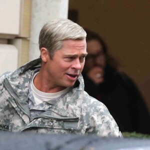 Exclusif - L'acteur Brad Pitt sur le tournage de "War Machine" à Paris. Le 31 janvier 2016.