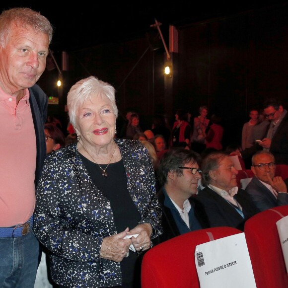 Line Renaud pour le téléfilm "Rappelle toi" avec Patrick Poivre d'Arvor - Soirée de clôture du 18ème Festival des créations télévisuelles de Luchon le 6 février 2016. © Patrick Bernard/Bestimage