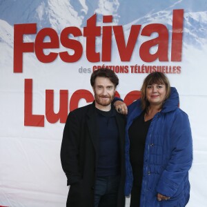 Les acteurs Thierry Frémont et Michèle Bernier pour " Acusé " lors du 18ème Festival des créations télévisuelles de Luchon, le 5 février 2016. © Patrick Bernard/Bestimage