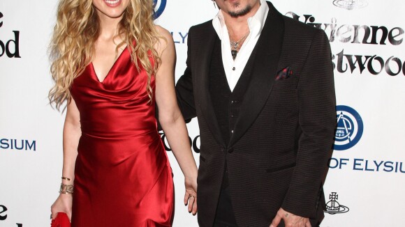Johnny Depp : Fou d'Amber Heard, il raconte leur coup de foudre en 2011 !