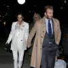 Victoria et David Beckham, main dans la main à New York, sortent pour dîner. Le 8 février 2016.