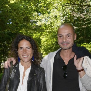 Mazarine Pingeot et son compagnon Didier Le Bret - 19e édition de "La Forêt des livres" à Chanceaux-près-Loches, le 31 août 2014.