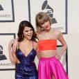 Taylor Swift, Selena Gomez à la 58ème soirée annuelle des Grammy Awards au Staples Center à Los Angeles, le 15 février 2016.