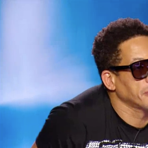 JoeyStarr, roi du tacle, dans "Nouvelle Star" sur D8. Le 16 février 2016.