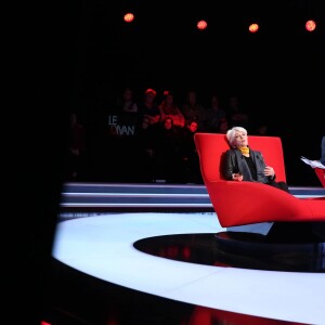 Exclusif - Françoise Hardy et Marc-Olivier Fogiel, lors de l'enregistrement de l'émission Le Divan, le 29 janvier 2016, pour une diffusion le mardi 16 février 2016 à 23h10 sur France 3.