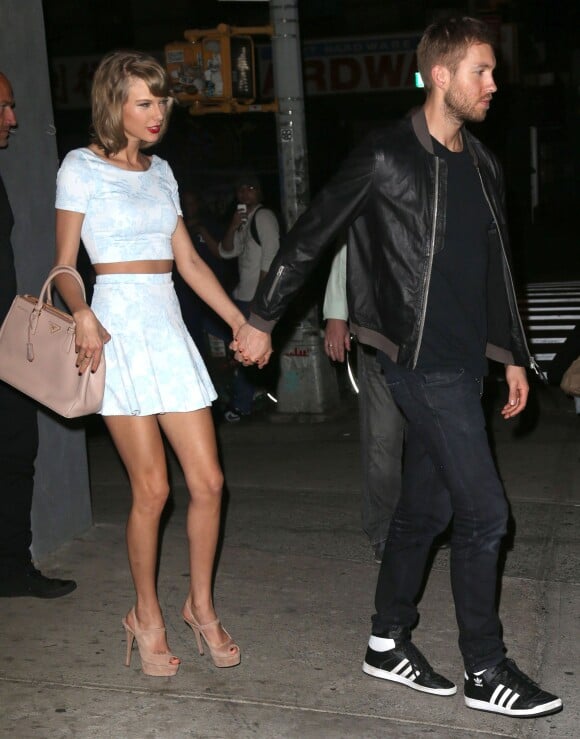 Taylor Swift et son petit ami Calvin Harris ont fait la fête ensemble à New York, le 26 mai 2015  Couple Taylor Swift and Calvin Harris spotted out for a late night date in New York City, New York on May 26, 2015.26/05/2015 - New York