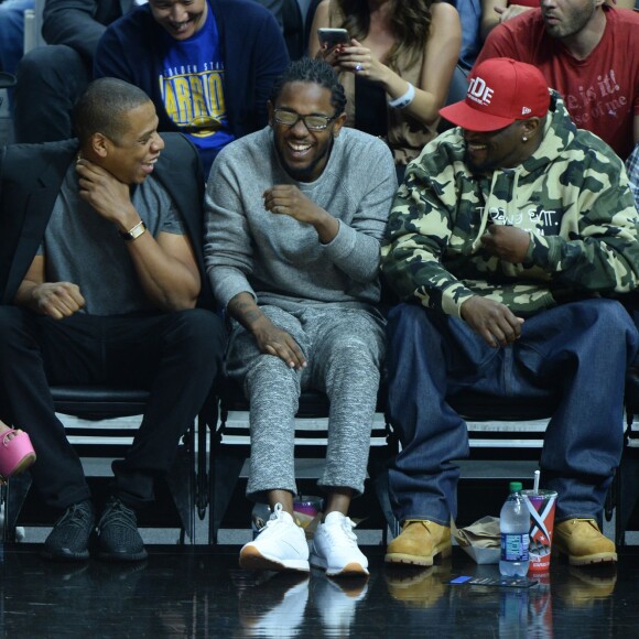 Beyoncé, Jay-Z, et Kendrick Lamar au Staples Center de Los Angeles lors de la rencontre entre les Clippers de Los Angeles et les Warriors de Golden State, le 20 février 2016