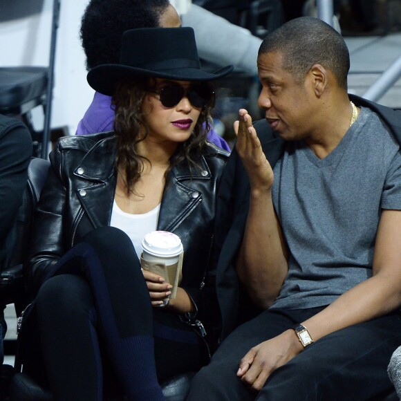 Beyoncé et Jay-Z au Staples Center de Los Angeles lors de la rencontre entre les Clippers de Los Angeles et les Warriors de Golden State, le 20 février 2016