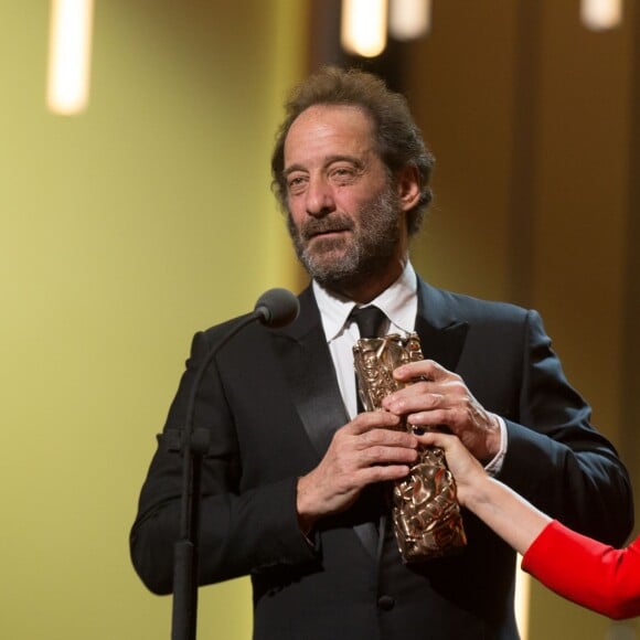 Vincent Lindon (César du meilleur acteur pour "La loi du marché") - 41e cérémonie des César au Théatre du Chatelet à Paris le 26 février 2016